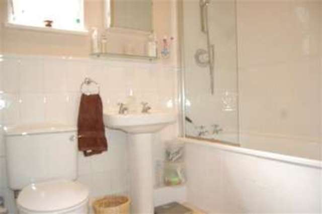  Image of 2 bedroom Apartment for sale in Vineyard Hill Road London SW19 at Wimbledon Park, SW19 7JL