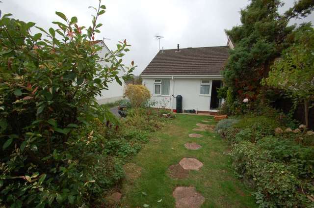  Image of 2 bedroom Bungalow to rent in Walkham Rise Torquay TQ2 at Walkham Rise Veille Park Torquay, TQ2 7RN