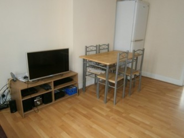  Image of 3 bedroom Terraced house for sale in Walton Road London E12 at Walton Lane  Manor Park, E12 5RL