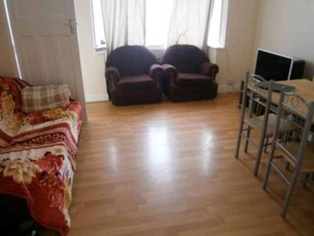  Image of 3 bedroom Terraced house for sale in Walton Road London E12 at Walton Lane  Manor Park, E12 5RL