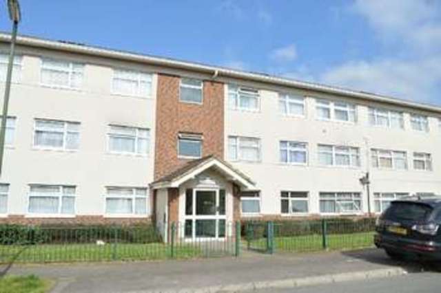  Image of 2 bedroom Flat for sale in Wandle Court Epsom KT19 at Wandle Court  Epsom, KT19 9PR