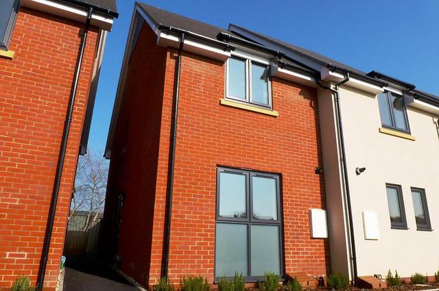  Image of 2 bedroom Detached house to rent in Warnford Road Southbourne Bournemouth BH6 at Boscombe East Bournemouth, BH6 5PF