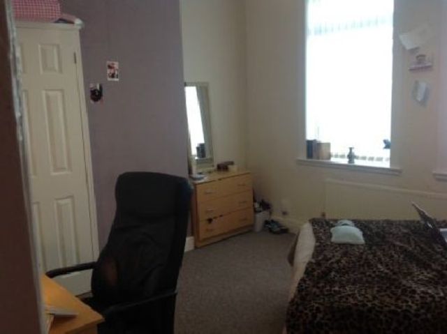  Image of 4 bedroom House Share to rent in Warwards Lane Stirchley Birmingham B29 at Selly Oak West Midlands Selly Oak, B29 7QX