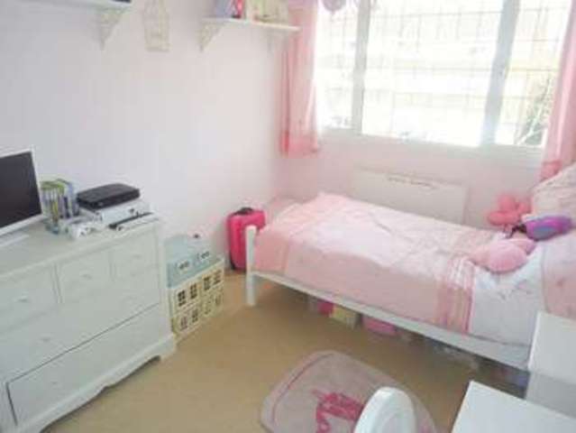  Image of 5 bedroom Terraced house for sale in Washington Avenue Hemel Hempstead HP2 at Washington Avenue  Hemel Hempstead, HP2 6AA