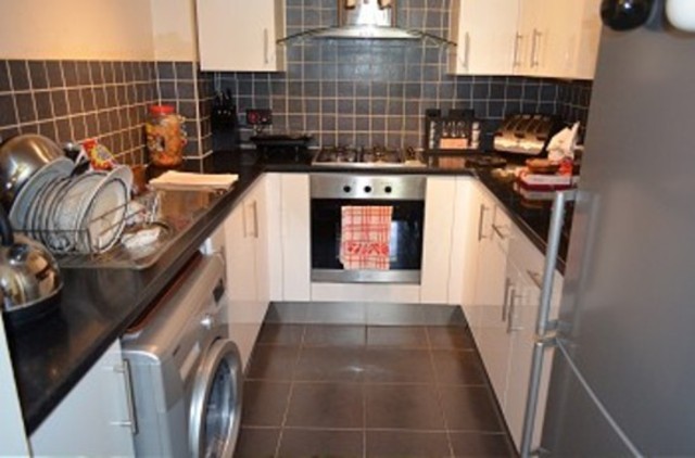  Image of 2 bedroom Flat to rent in Waverley Road Enfield EN2 at Waverley Road  Enfield, EN2 7AQ