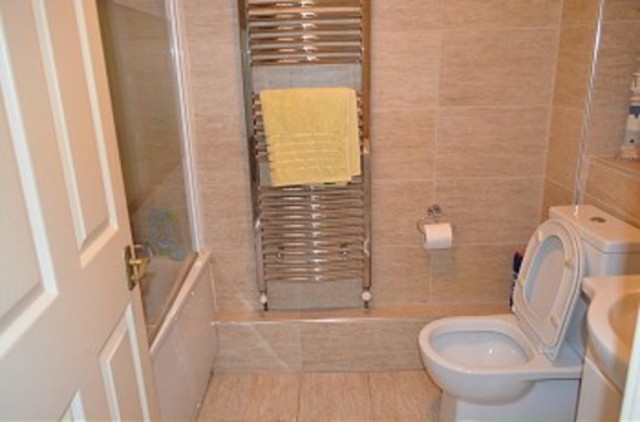  Image of 2 bedroom Flat to rent in Waverley Road Enfield EN2 at Waverley Road  Enfield, EN2 7AQ