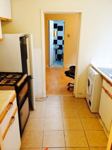  Image of 2 bedroom Ground Flat to rent in Waverley Road London E17 at WAVERLEY ROAD  WALTHAMSTOW, E17 3LG