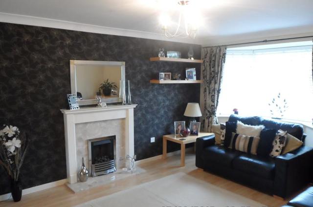  Image of 4 bedroom Detached house to rent in Waytown Close Poole BH17 at Canford Heath  Waterloo, BH17 9WF
