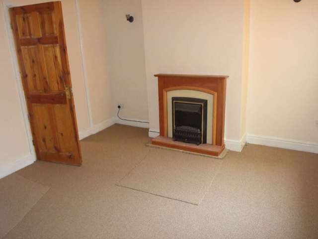  Image of 4 bedroom Detached house to rent in Wedmore Road Cardiff CF11 at Wedmore Road Grangetown Cardiff, CF11 6SG
