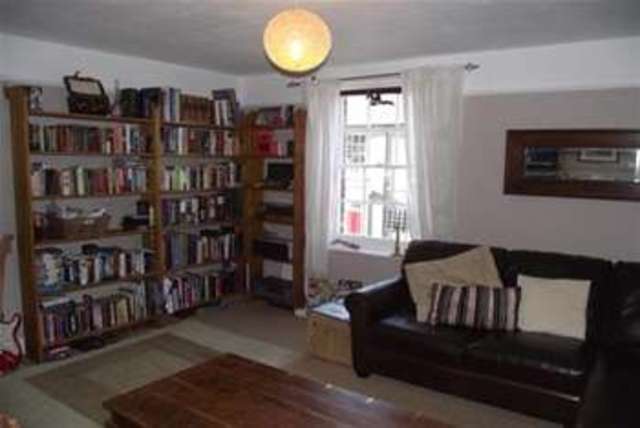  Image of 1 bedroom Flat to rent in Well Street Bury St. Edmunds IP33 at Bury St. Edmunds, IP33 1EQ