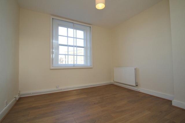  Image of 2 bedroom Apartment to rent in Wellington Way London E3 at Wellington Buildings  Bow, E3 4NA