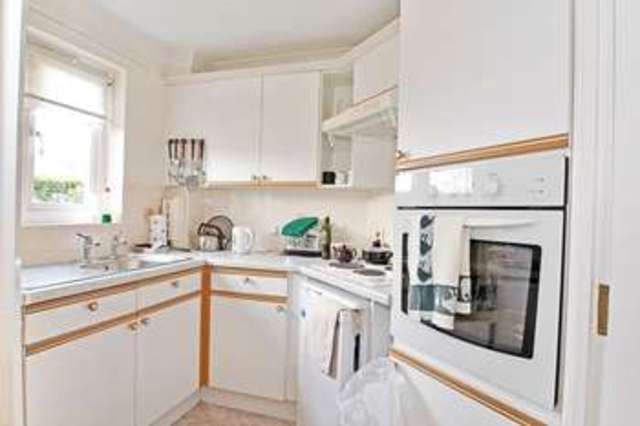 Image of 2 bedroom Retirement Property for sale in Westbury Road Fareham PO16 at Westbury Road  Fareham, PO16 7US