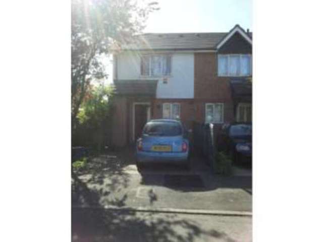  Image of 2 bedroom Detached house to rent in Wisteria Close Ilford IG1 at WESTERIA CLOSE  ILFORD, IG1 2BH