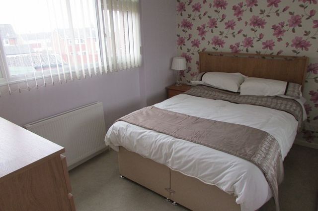  Image of 3 bedroom Semi-Detached house for sale in Western Way Basingstoke RG22 at Western Way  Basingstoke, RG22 6EX