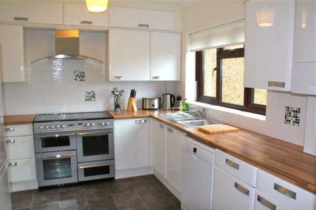  Image of 1 bedroom House Share to rent in Westwood Road Tilehurst Reading RG31 at Reading  Reading, RG31 6LH