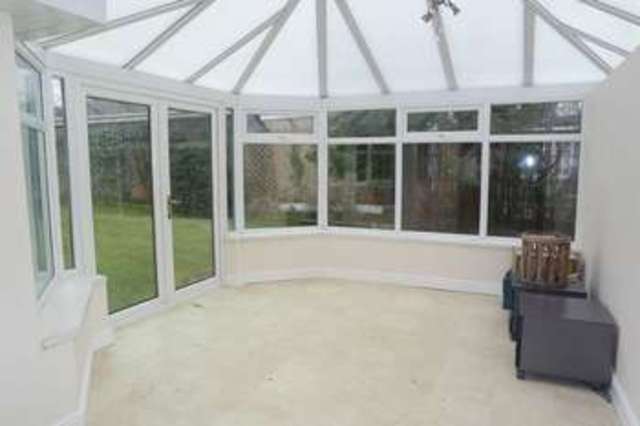  Image of 4 bedroom Detached house for sale in Wetherby Road Trentham Stoke-on-Trent ST4 at Wetherby Road Trentham Stoke-On-Trent, ST4 8AZ