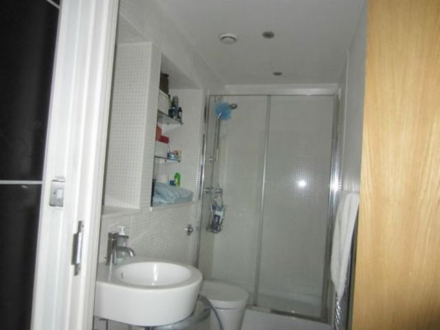  Image of 2 bedroom Apartment to rent in Prestons Road London E14 at WHARFSIDE POINT SOUTH PRESTONS ROAD ISLE OF DOGS, E14 9EL