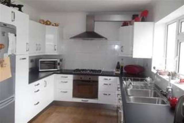  Image of 3 bedroom Detached house to rent in Whirley Road Macclesfield SK10 at Macclesfield, SK10 3JJ