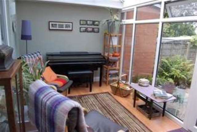  Image of 3 bedroom Detached house to rent in Whirley Road Macclesfield SK10 at Macclesfield, SK10 3JJ