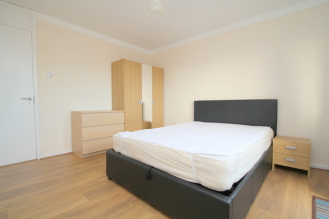  Image of 1 bedroom Flat to rent in Ackroyd Drive London E3 at Wilcox house  Mile End, E3 4AW