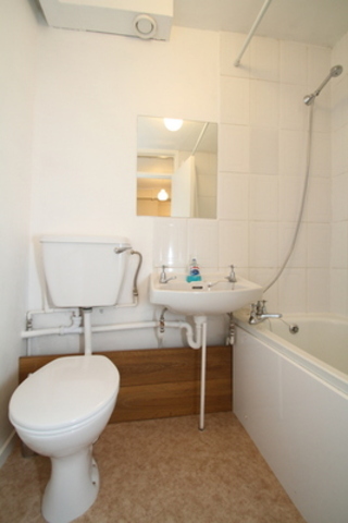  Image of 1 bedroom Flat to rent in Ackroyd Drive London E3 at Wilcox house  Mile End, E3 4AW