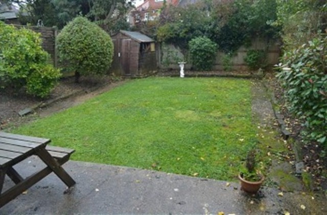  Image of 4 bedroom Detached house to rent in Wilton Road Cockfosters Barnet EN4 at Wilton Road  Cockfosters, EN4 9DX
