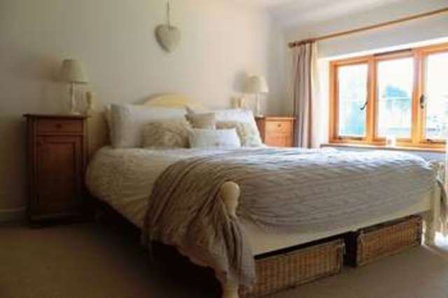  Image of 4 bedroom Detached house for sale in Winchester Road Fair Oak Eastleigh SO50 at Winchester Road Fair Oak Eastleigh, SO50 7HD