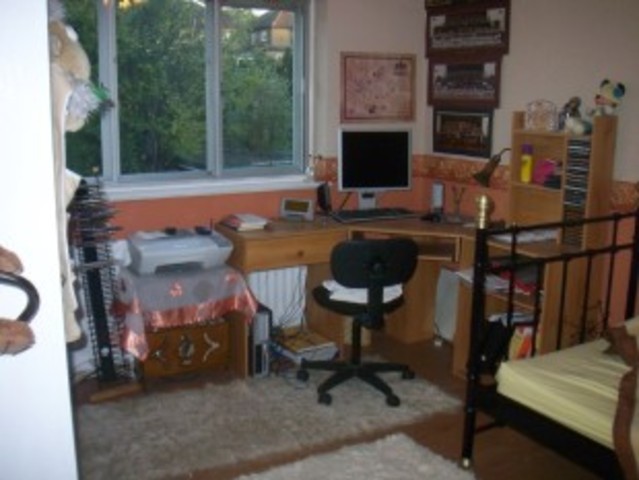 Image of 3 bedroom Semi-Detached house to rent in Winchmore Hill Road London N14 at Winchmore Hill Road  London, N14 6PX