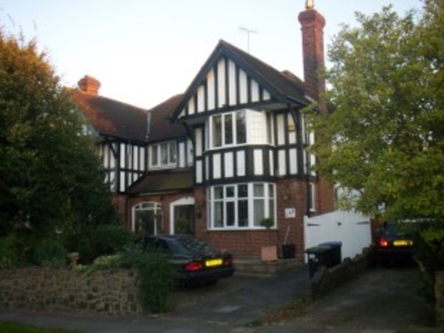  Image of 3 bedroom Semi-Detached house to rent in Winchmore Hill Road London N14 at Winchmore Hill Road  London, N14 6PX