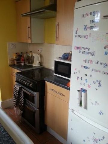 Image of 4 bedroom House Share to rent in Winnie Road Selly Oak Birmingham B29 at Selly Oak West Midlands Selly Oak, B29 6JU
