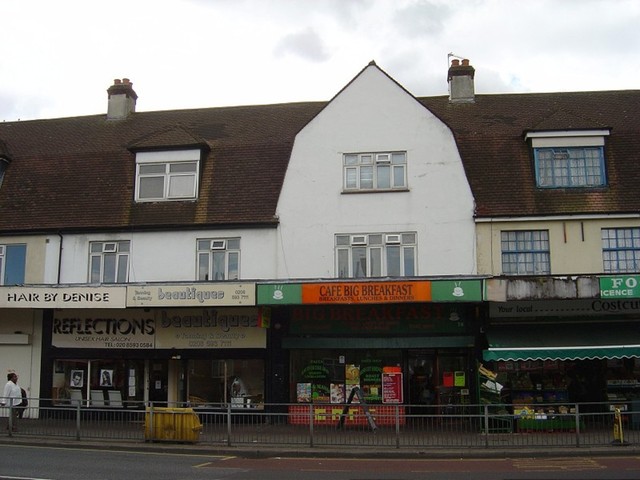  Image of 2 bedroom Flat to rent in Wood Lane Dagenham RM8 at Wood Lane  Dagenham, RM8 2NT