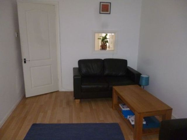  Image of 1 bedroom Flat to rent in Wood Street London E17 at Wood Street  Walthamstow, E17 3JX