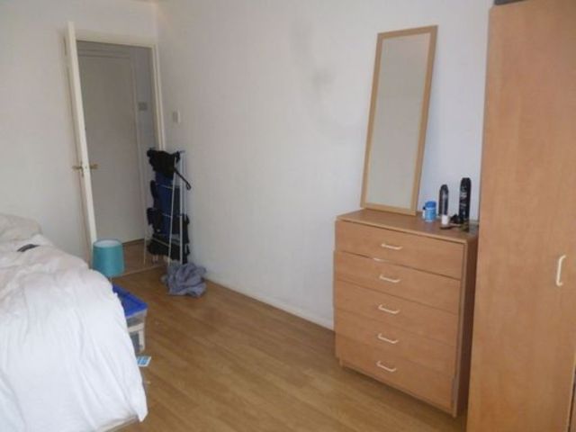  Image of 1 bedroom Flat to rent in Wood Street London E17 at Wood Street  Walthamstow, E17 3JX
