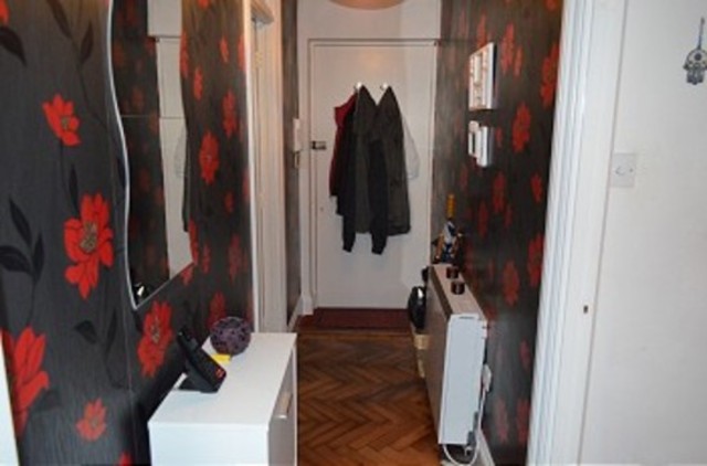  Image of 1 bedroom Ground Flat to rent in Woodberry Avenue London N21 at Woodberry Avenue  Winchmore Hill, N21 3LB
