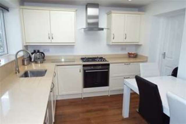  Image of 4 bedroom Detached house to rent in St. Ronans Crescent Woodford Green IG8 at Woodford Green, IG8 9DQ