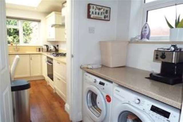  Image of 4 bedroom Detached house to rent in St. Ronans Crescent Woodford Green IG8 at Woodford Green, IG8 9DQ