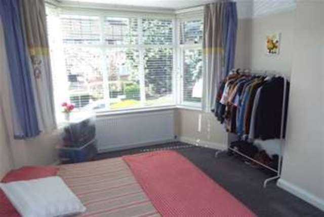  Image of 4 bedroom Detached house to rent in St. Ronans Crescent Woodford Green IG8 at Woodford Green, IG8 9DQ