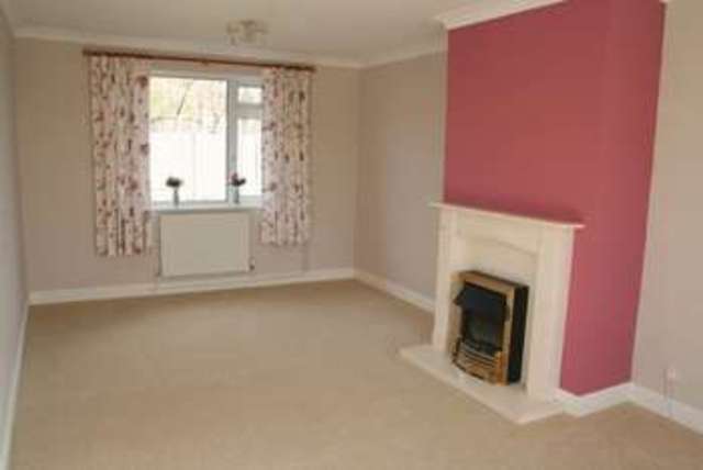  Image of 3 bedroom Terraced house for sale in Woodhall Drive Lincoln LN2 at Woodhall Drive  Lincoln, LN2 2DE