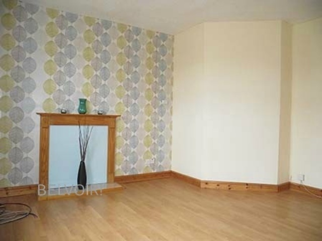  Image of 4 bedroom Flat to rent in Woodside Road Stirling FK8 at Stirling Town Stirling Stirling, FK8 1PS