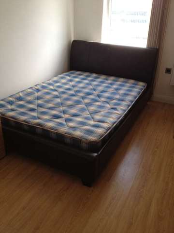  Image of 2 bedroom Apartment to rent in Taylorson Street South Salford M5 at Taylorson Street South Salford Quays Salford, M5 3FP