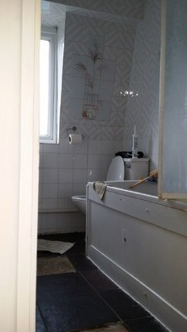  Image of 4 bedroom Terraced house to rent in Young Road London E16 at YOUNG ROAD  BECTON, E16 3RR