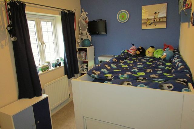  Image of 3 bedroom Detached house for sale in Causton Road Beggarwood Basingstoke RG22 at Causton Road Beggarwood Basingstoke, RG22 4QQ
