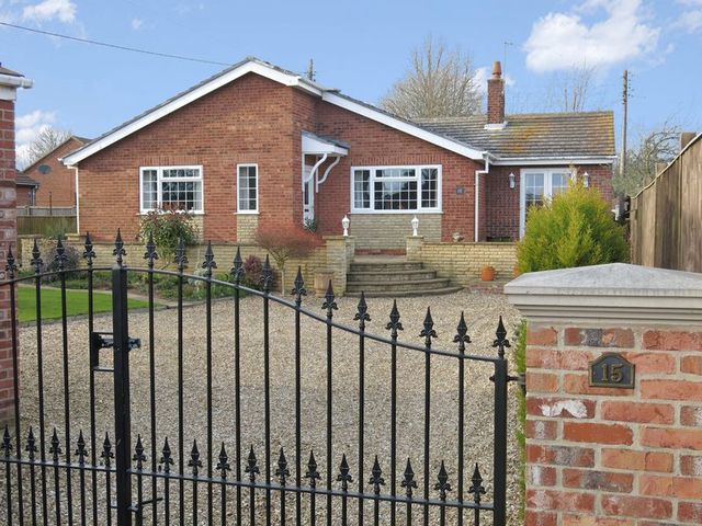  Image of 4 bedroom Detached house for sale in East Road Navenby Lincoln LN5 at East Road Navenby Lincoln, LN5 0EP