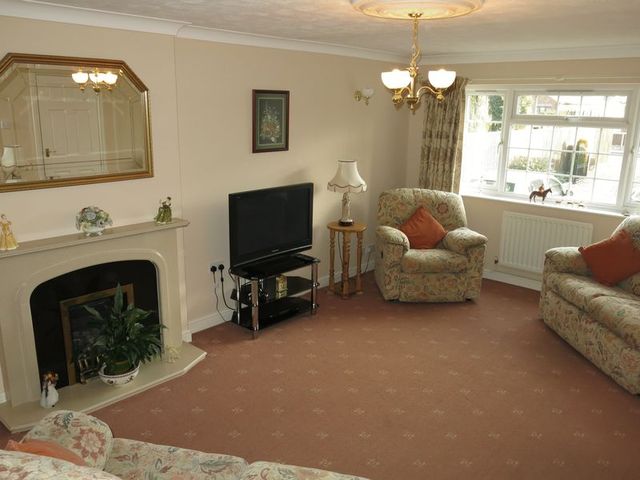  Image of 4 bedroom Detached house for sale in East Road Navenby Lincoln LN5 at East Road Navenby Lincoln, LN5 0EP
