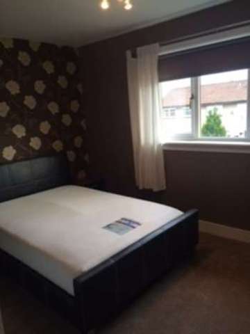  Image of 2 bedroom Terraced house to rent in Sherry Avenue Holytown Motherwell ML1 at Sherry Avenue  Motherwell, ML1 4YD