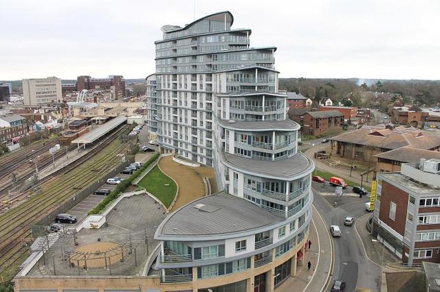  Image of 2 bedroom Flat to rent in Station Approach Woking GU22 at Station Approach Woking, GU22 7PE