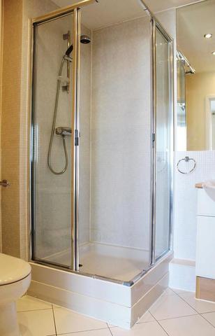  Image of 2 bedroom Flat to rent in Station Approach Woking GU22 at Station Approach Woking, GU22 7PE