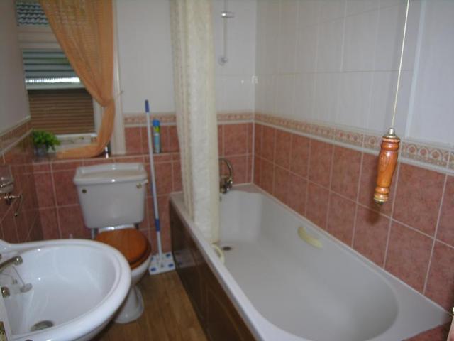  Image of 2 bedroom Flat to rent in Portchester Road Bournemouth BH8 at Bournemouth, BH8 8JZ