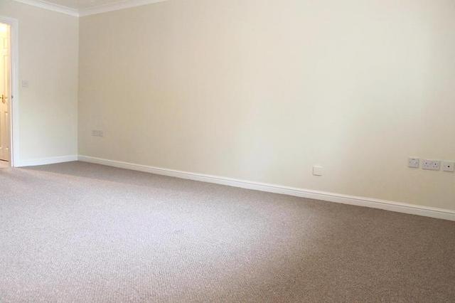  Image of 2 bedroom Flat to rent in Century Court Horsell Woking GU21 at Woking, GU21 6DF