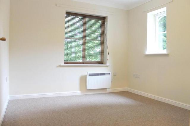  Image of 2 bedroom Flat to rent in Century Court Horsell Woking GU21 at Woking, GU21 6DF